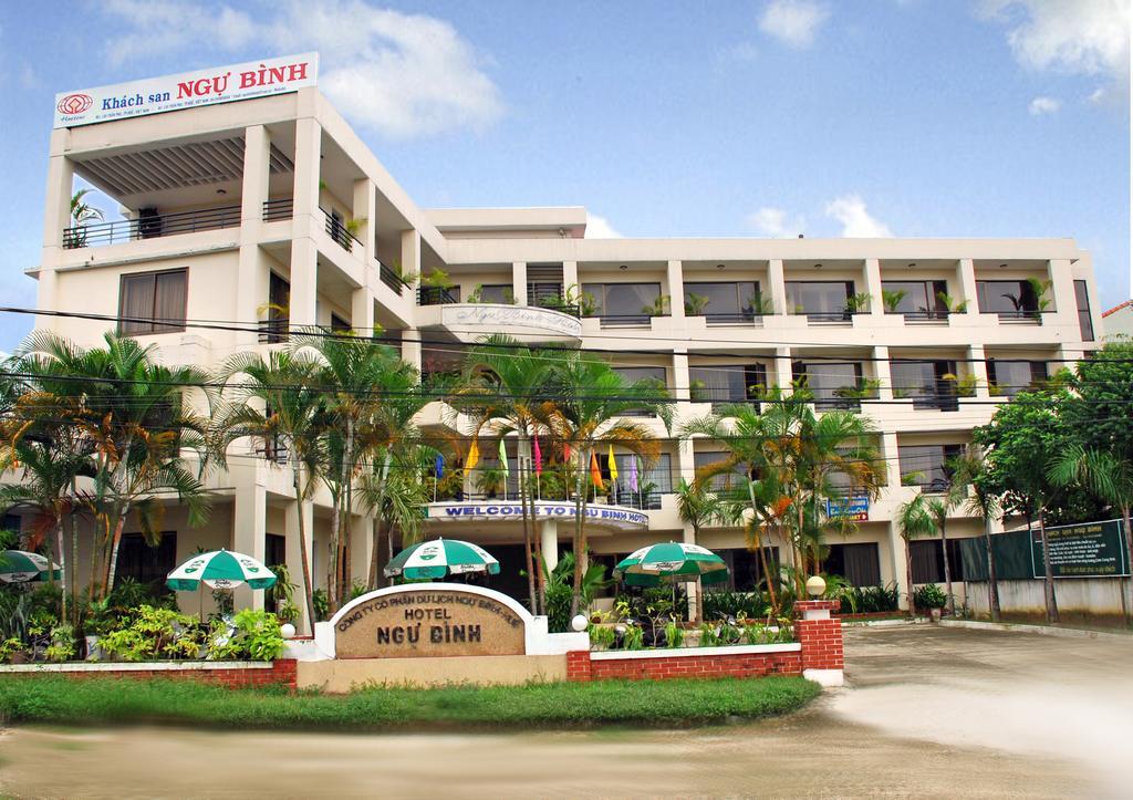 Ngu Binh Hue Hotel Exterior photo